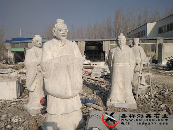 石雕孔子像