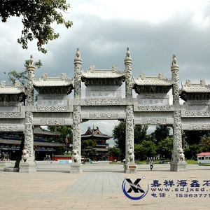 五門五樓沖天柱石雕牌坊