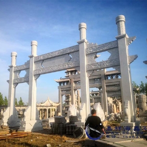 三門簡易石雕牌坊