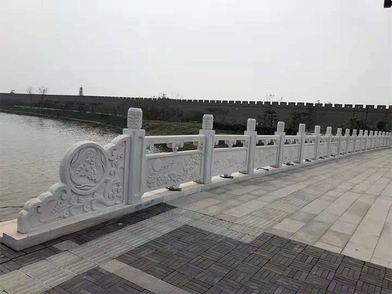 芝麻白石欄桿的制作與安裝