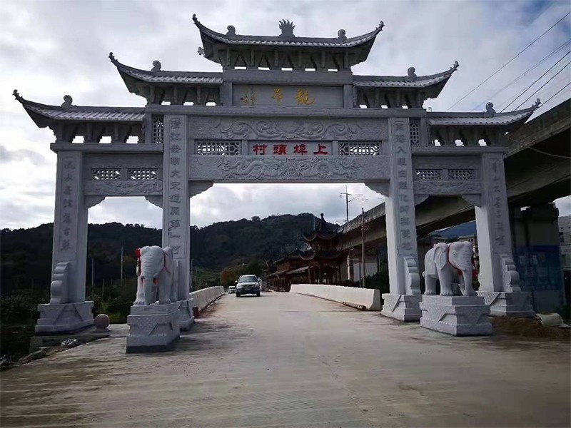 農(nóng)村村口石牌坊雕刻樣式有哪些，所表達(dá)的美好寓意